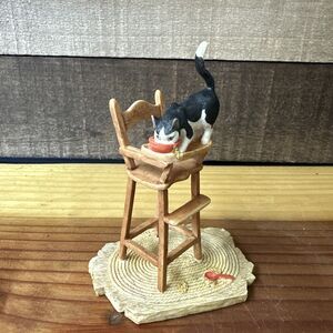 Lowell Davis 1987 R.F.D. America Left Overs Schmid Cat Eating On Highchair